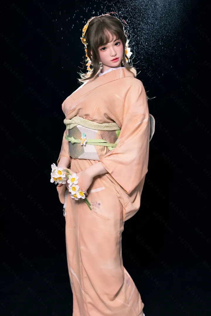 162cm (5ft4) E-Cup Lightweight Silicone Sex Doll, Movable Jaw Head Hellianthus